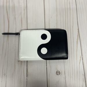 No Boundaries Infinity Yin Yang Black White Wallet